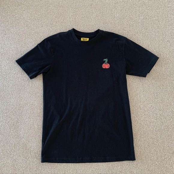 Chinatown Market Cherry T-Shirt | Black | Short Sleeve | Men's Large | Logo - Picture 2 of 5